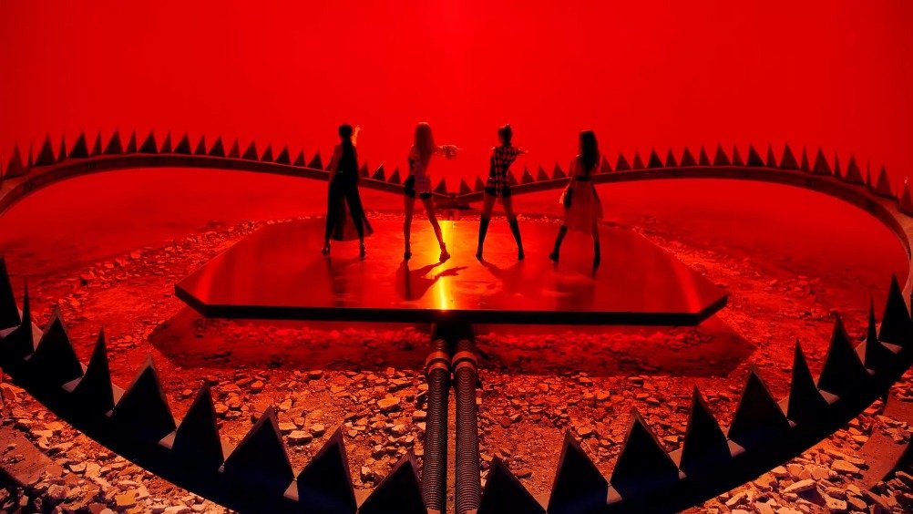 BLACKPINK《Kill This Love》...